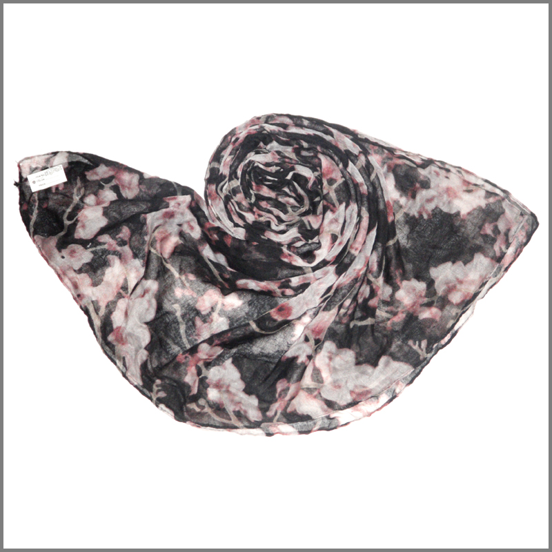 Fashionable ladies' popular scarf, OEM orders are welcome