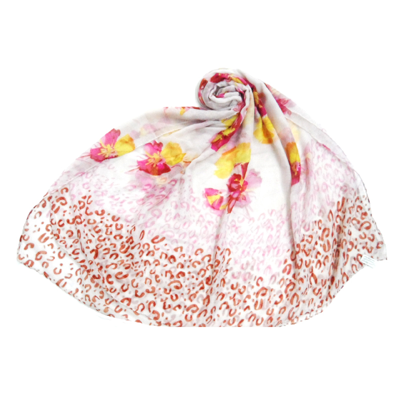 Fashionable ladies' popular scarf, OEM orders are welcome