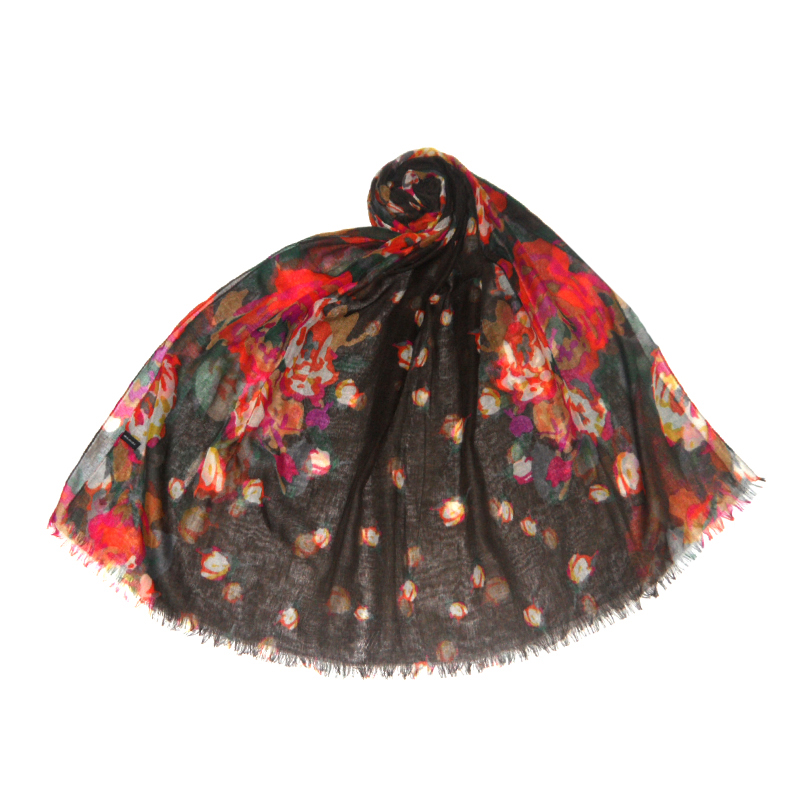 Fashionable ladies' popular scarf, OEM orders are welcome
