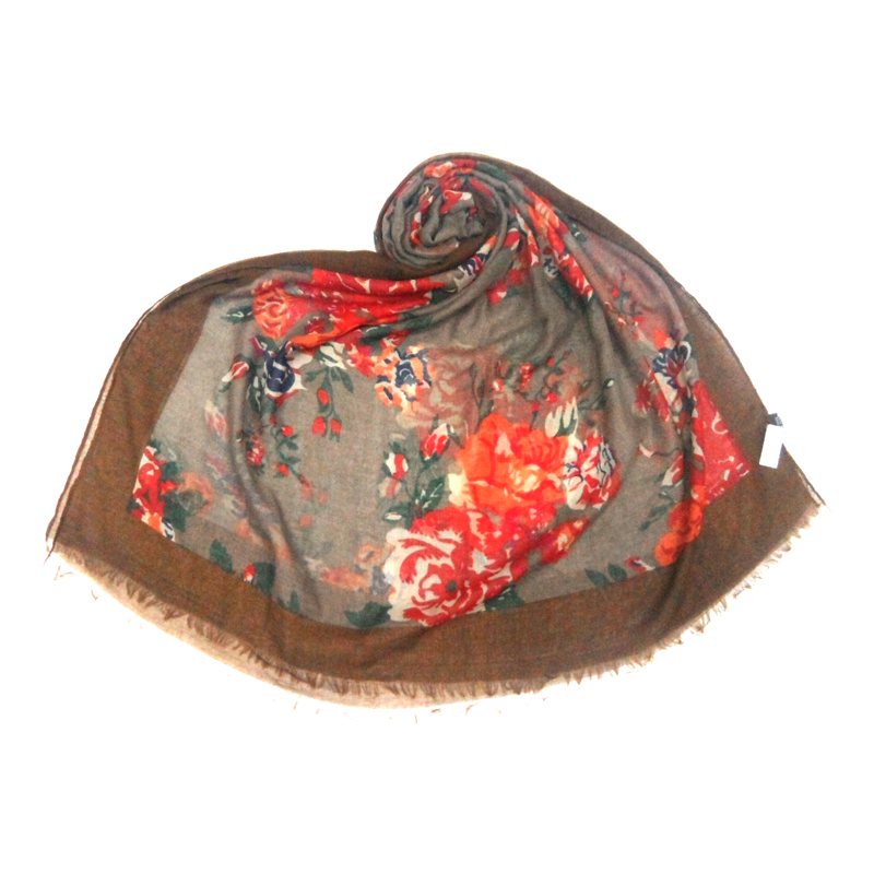Fashionable ladies' popular scarf, OEM orders are welcome