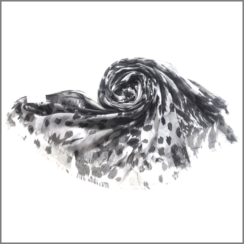 Fashionable ladies' popular scarf, OEM orders are welcome