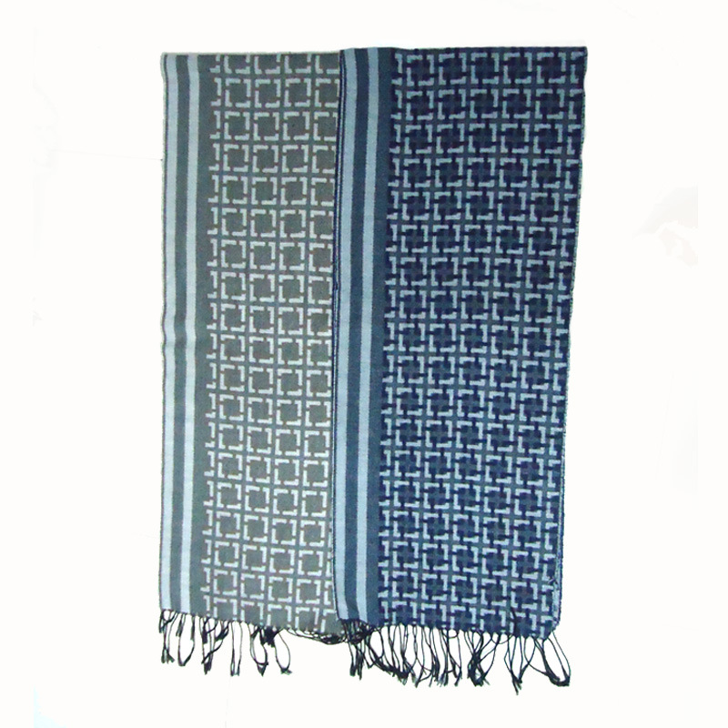 Long cashmere scarf
