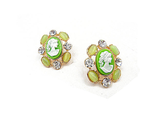 fashion beautiful earring