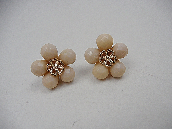 fashion beautiful earring flower stud