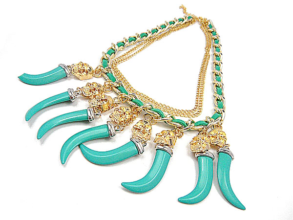 fashion beautiful necklace