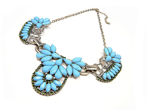 fashion beautiful necklace