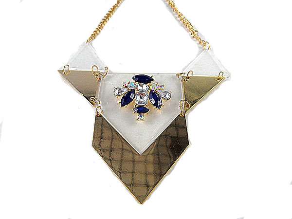 fashion beautiful necklace
