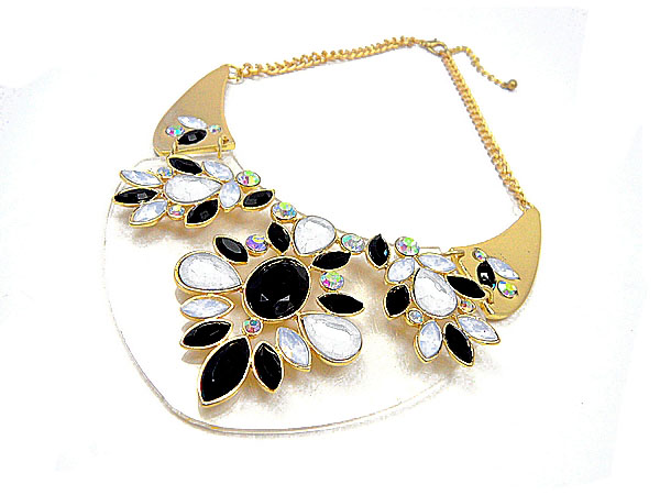 fashion beautiful necklace