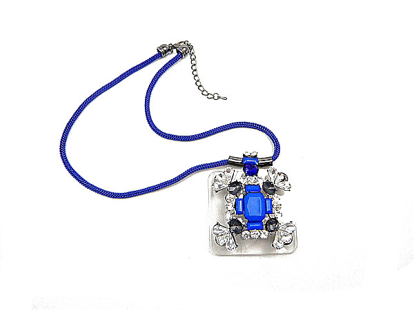 fashion beautiful necklace