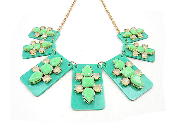 fashion beautiful necklace