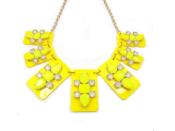 fashion beautiful necklace