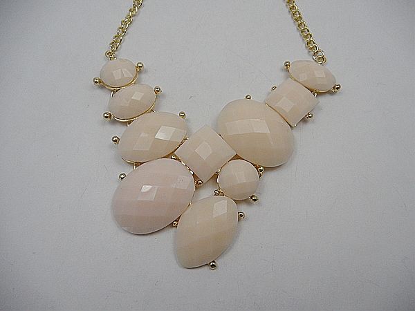 fashion beautiful necklace