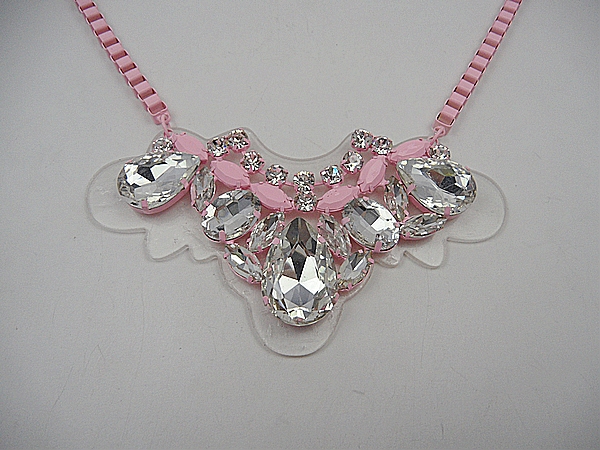 fashion beautiful necklace