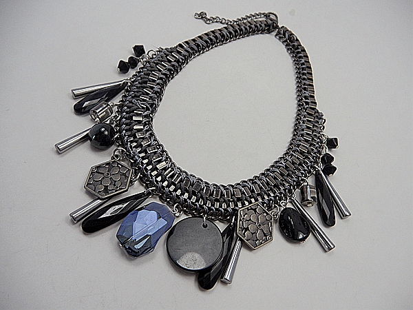 fashion beautiful necklace