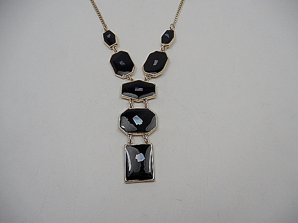 fashion beautiful necklace