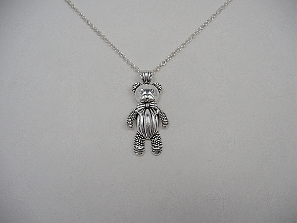 fashion beautiful necklace