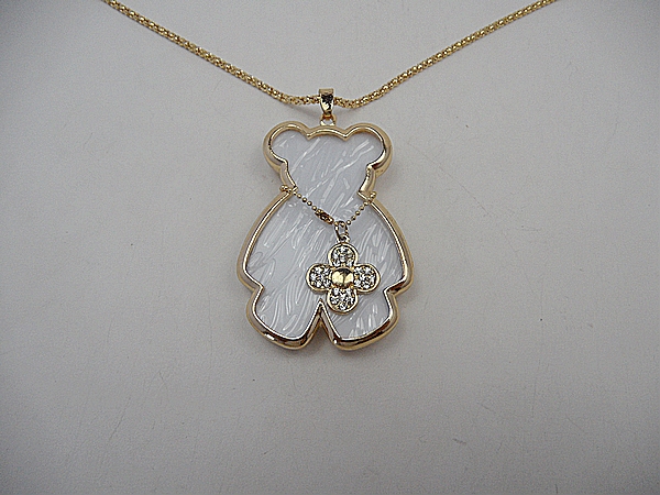 fashion beautiful necklace