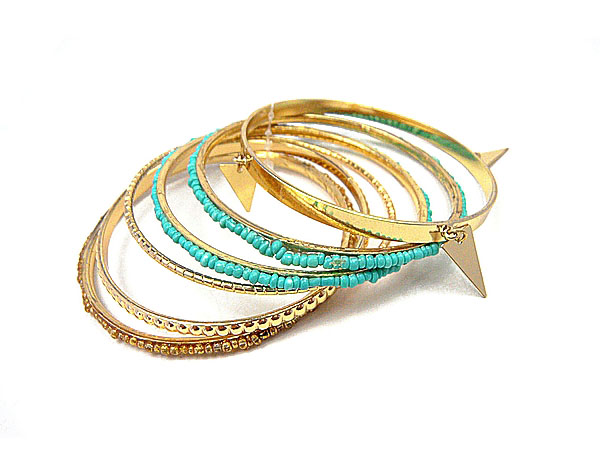 fashion beautiful bangle