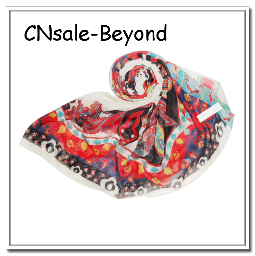 NOSTALGIA FLORAL SCARF