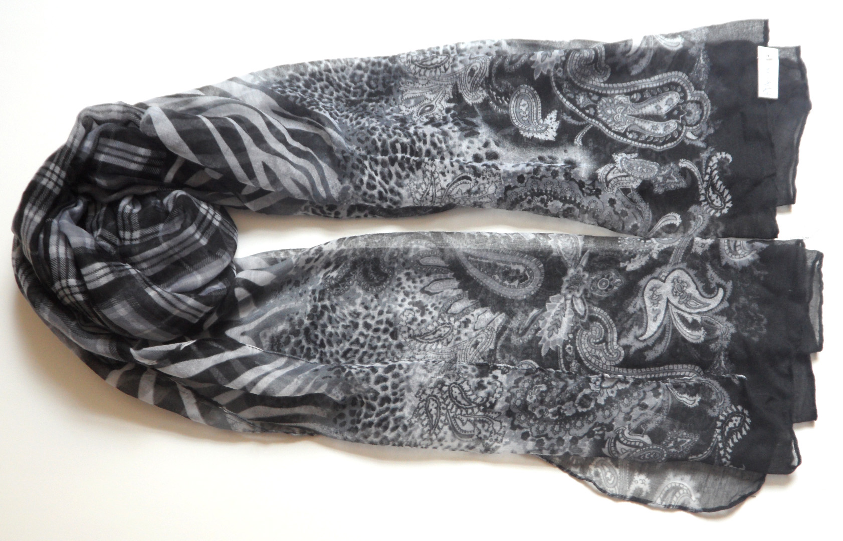 Ladies' Stylish Scarf, Customized Orders are Accepted, Various Patterns are Available