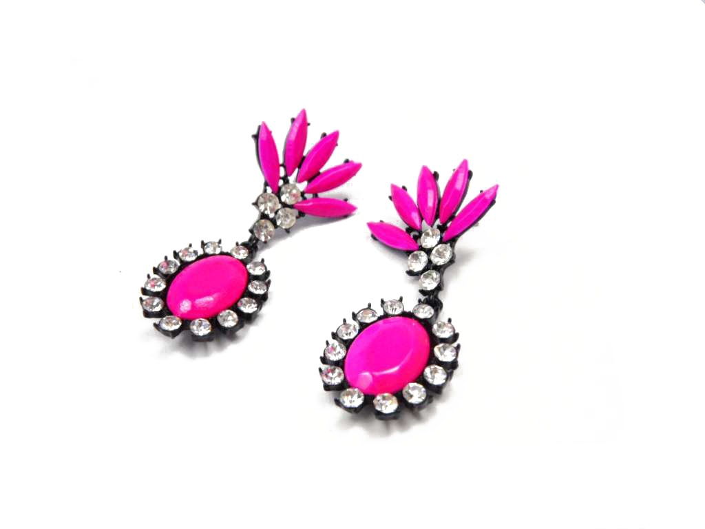 Conba Elegant Fashion Earring with Plum and Clear White Crystal Decoration 