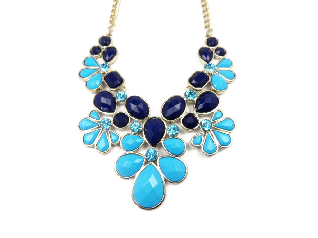 Resin necklace Chokers Metal necklace Personalized jewellery Fashion jewellery