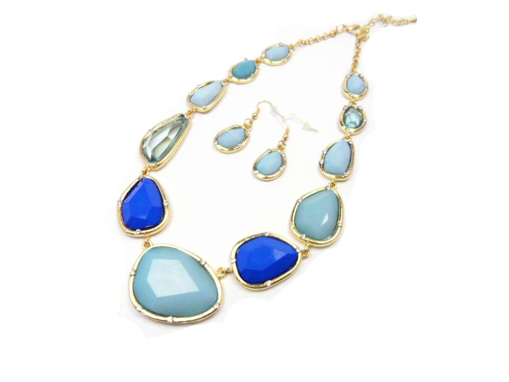 Graceful Simple Cufflinks Necklace Set with Golden Chain, Decorate with Light Green Resin 