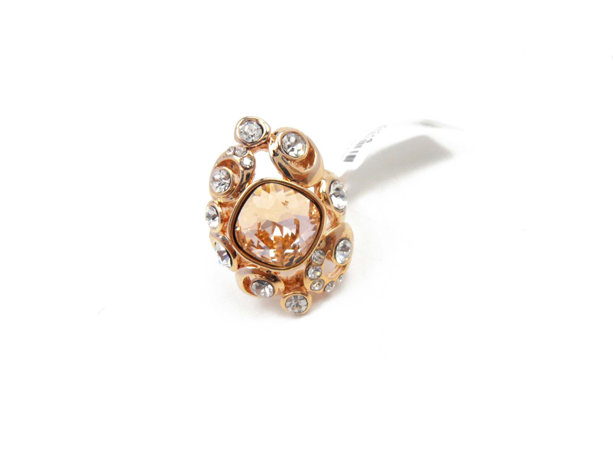 Fashion jewelry made of zinc alloy,plastic and glass,available in various designs
