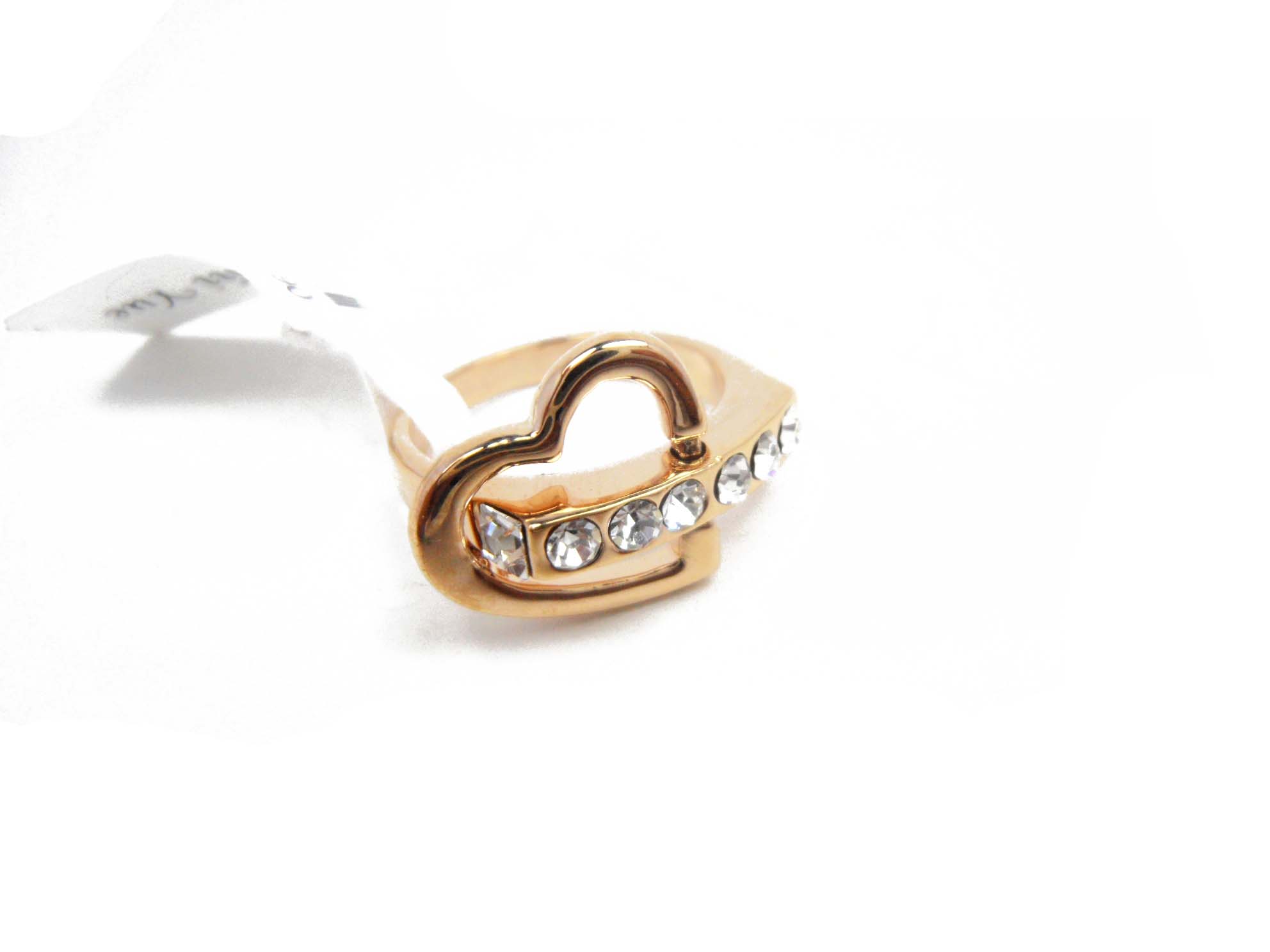 Fashion jewelry made of zinc alloy,plastic and glass,available in various designs
