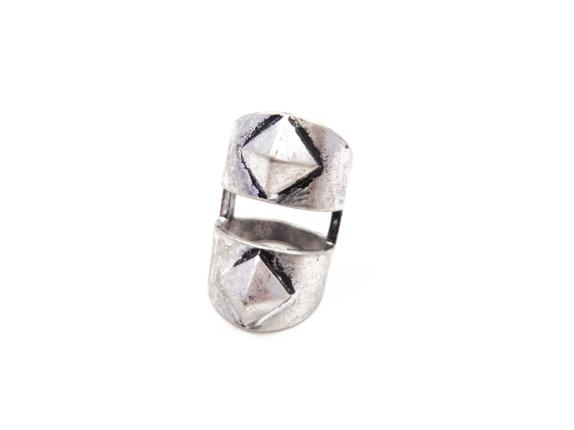 Fashion jewelry made of zinc alloy,available in various designs