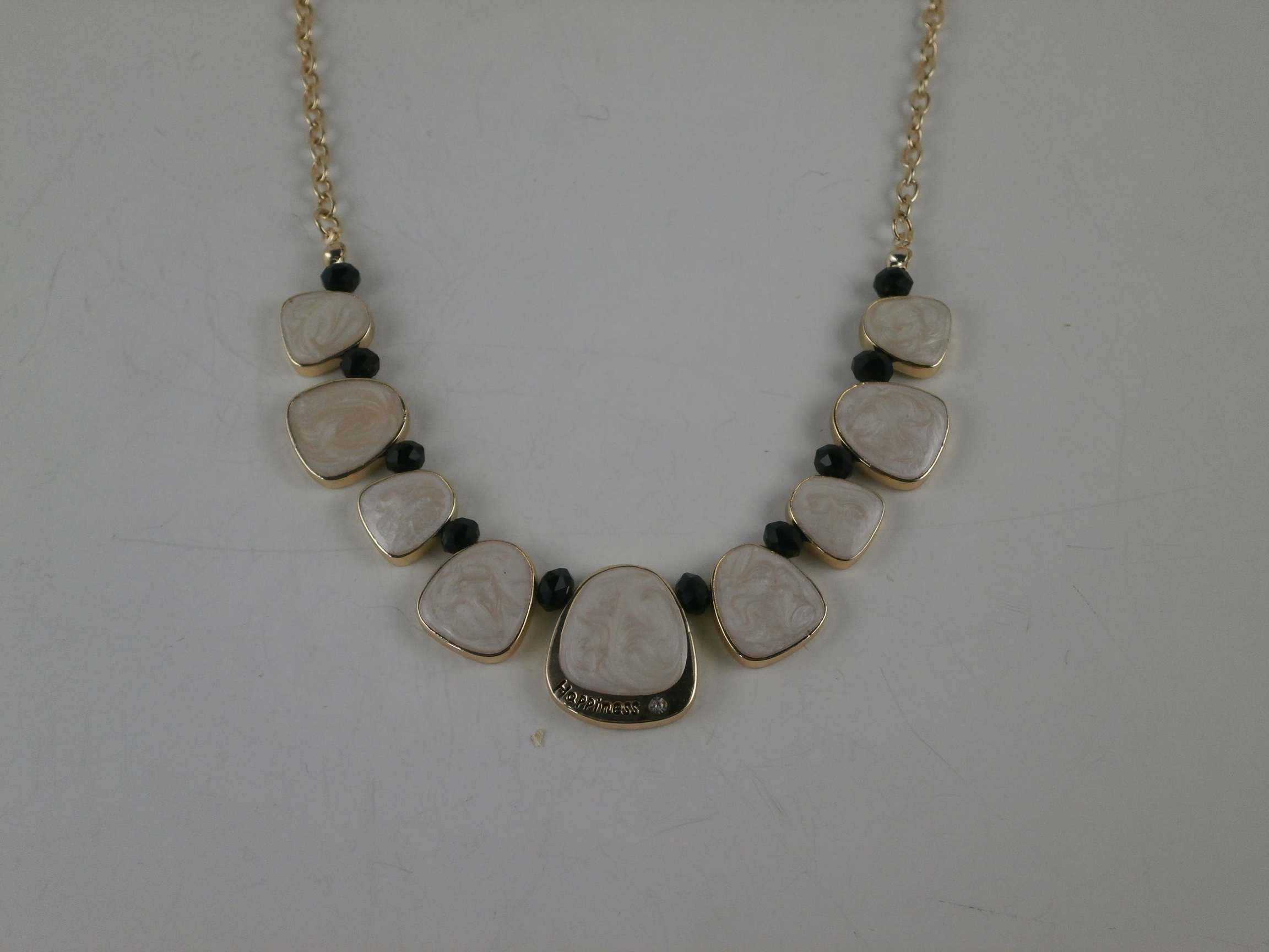 fashion beautiful necklace