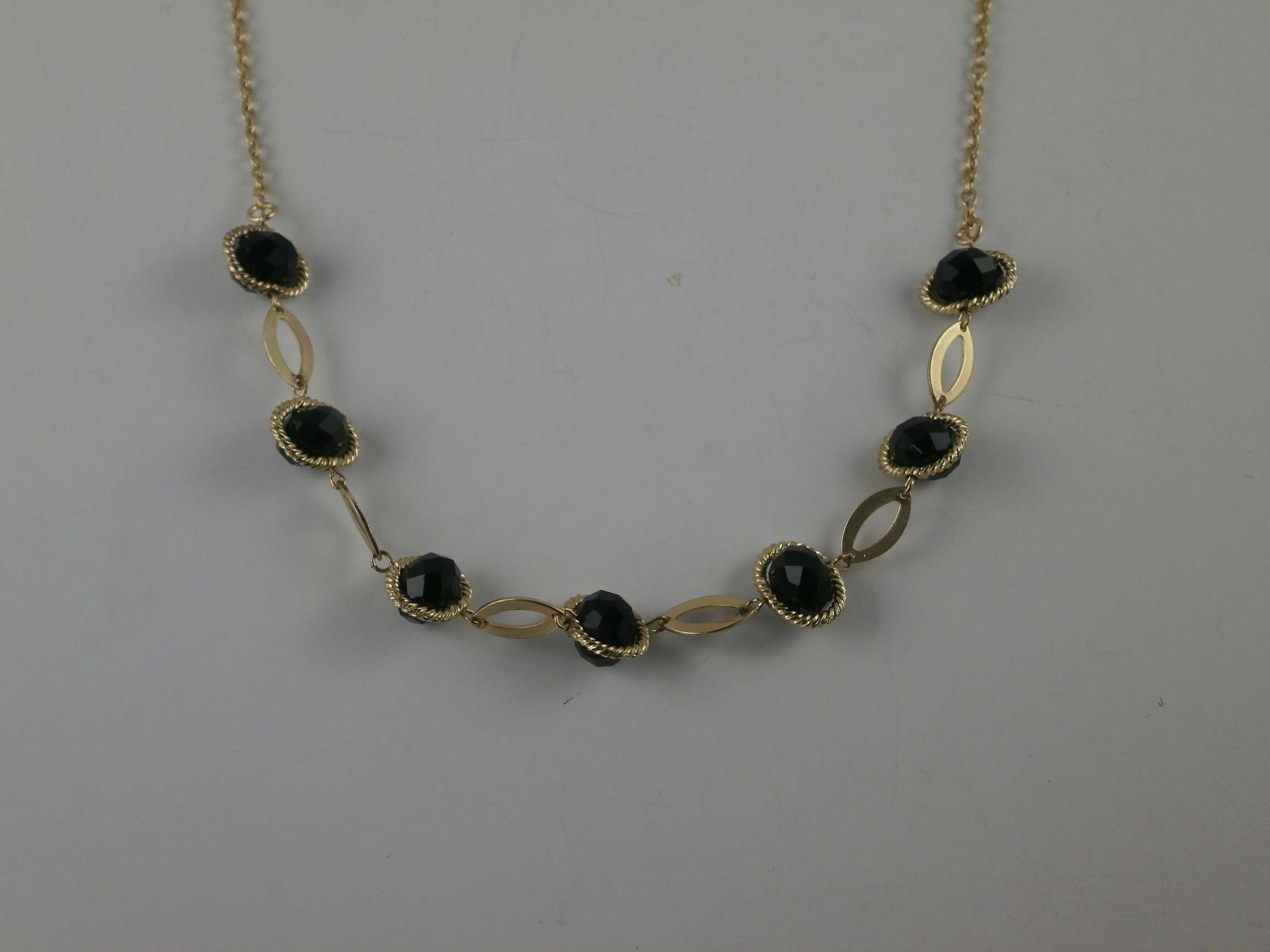 fashion beautiful necklace
