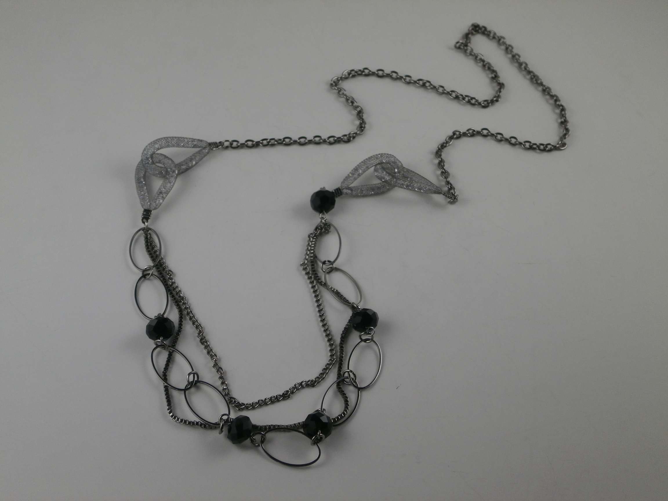 fashion beautiful necklace