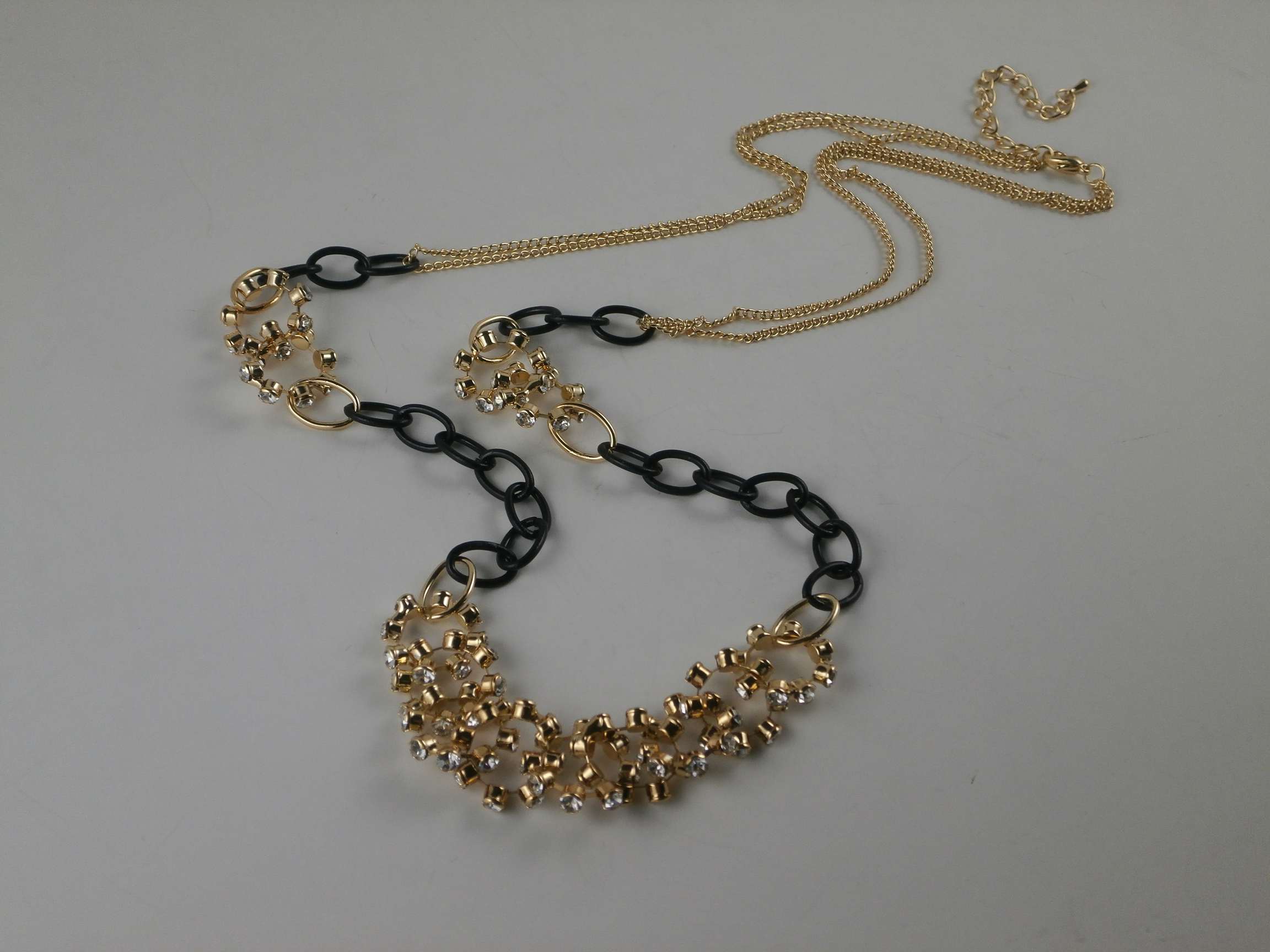 fashion beautiful necklace