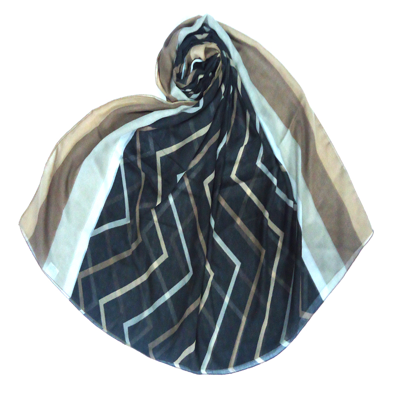 Fashionable ladies' popular scarf, OEM orders are welcome