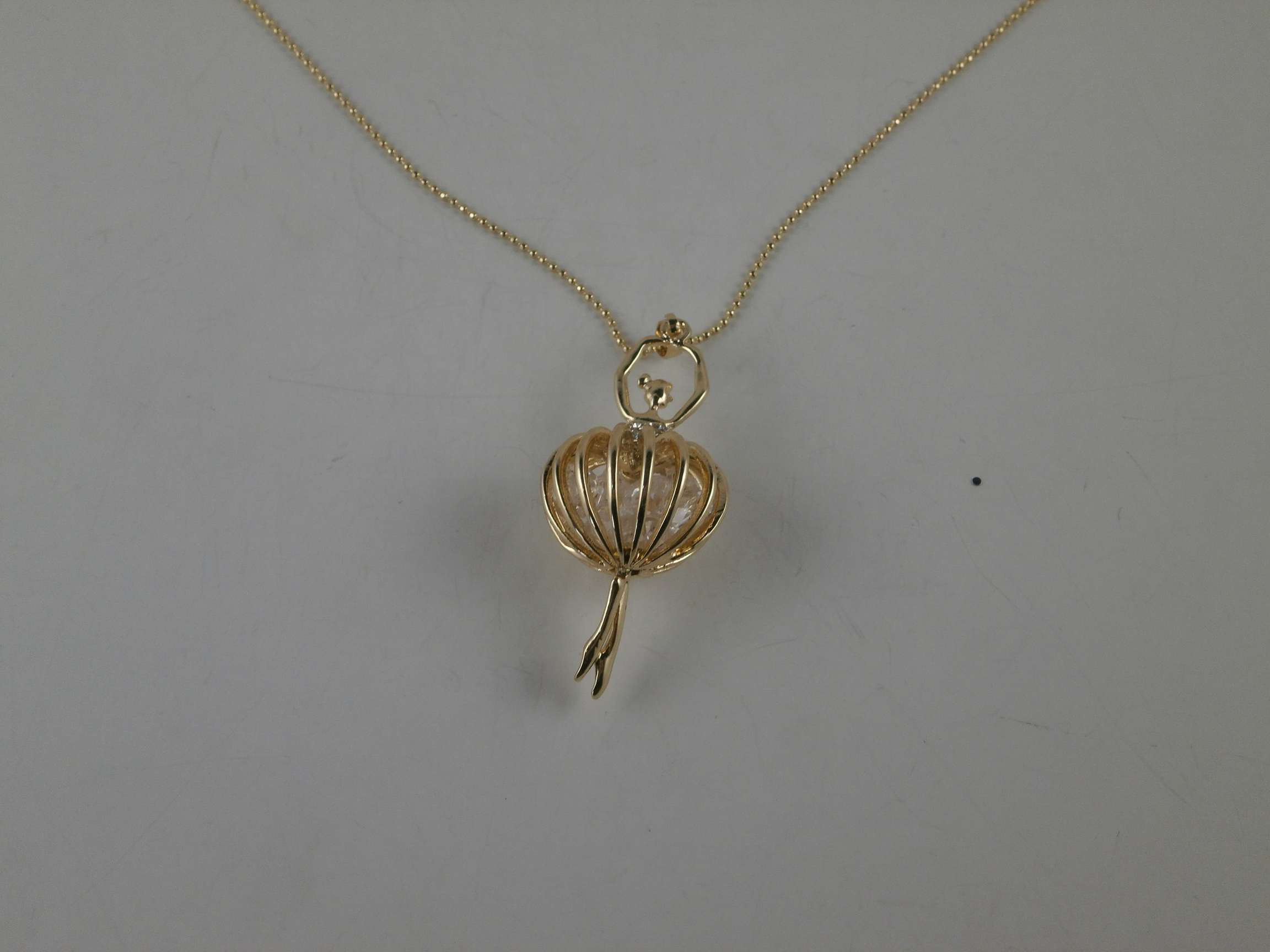 fashion beautiful necklace