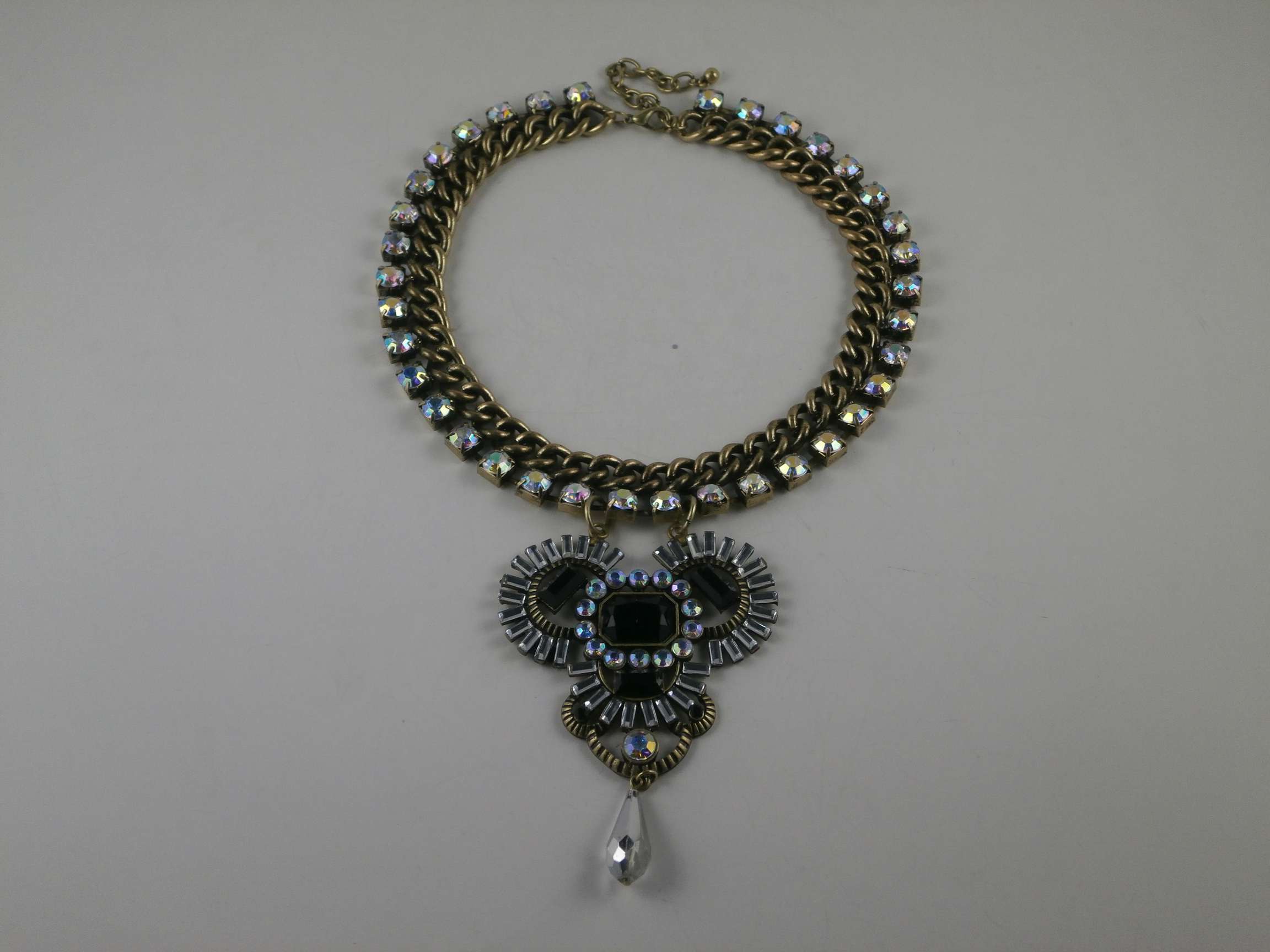 fashion beautiful necklace